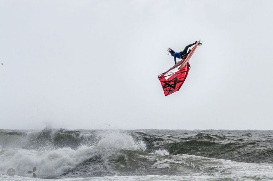 Photo Credits: International Windsurfing Tour - Boujmaa Guilloul push loop at the Rock